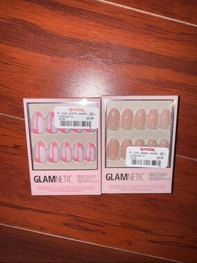 NIB GLAMNETIC nails